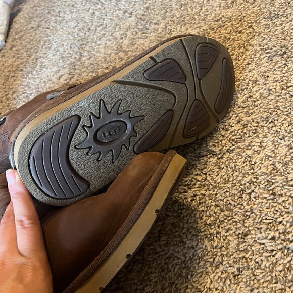 Ugg brown shearling lined Kensington winter boots - Picture 7 of 8